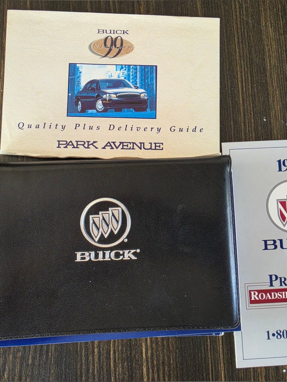 Buick Black Leather Owner's Manual Pouch with 1999 Booklets